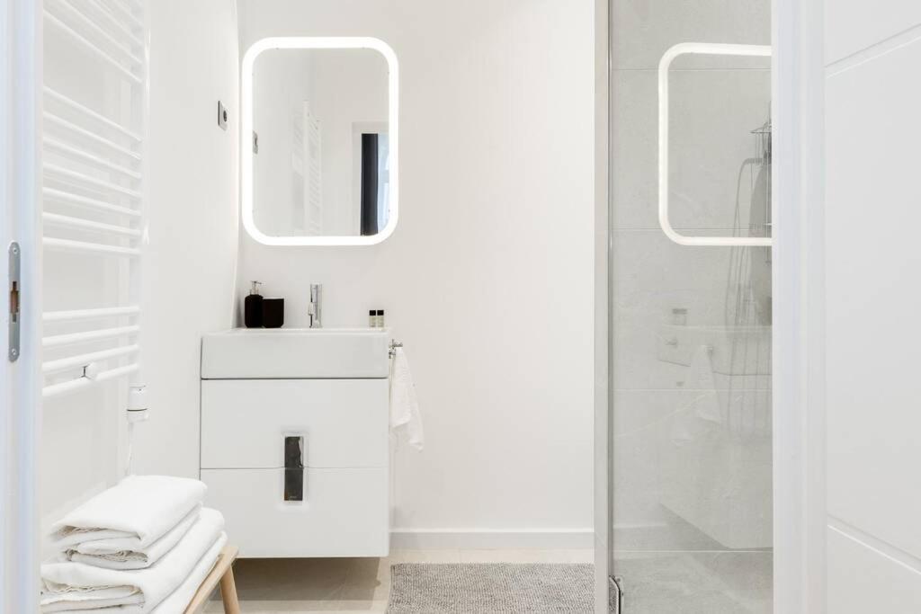 Space And Style In The Heart Of W 2br&2bt Appartement *